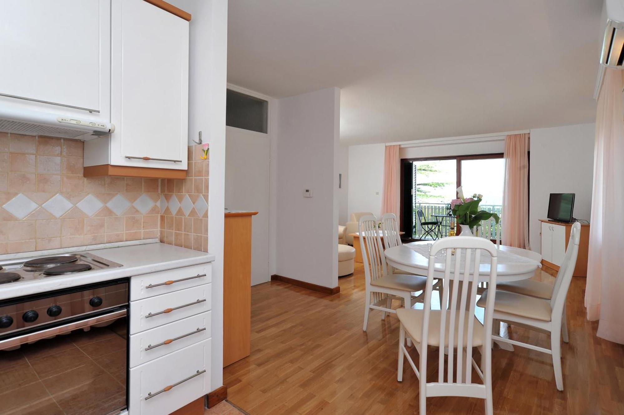 Apartments Villa Eden Preko Ngoại thất bức ảnh