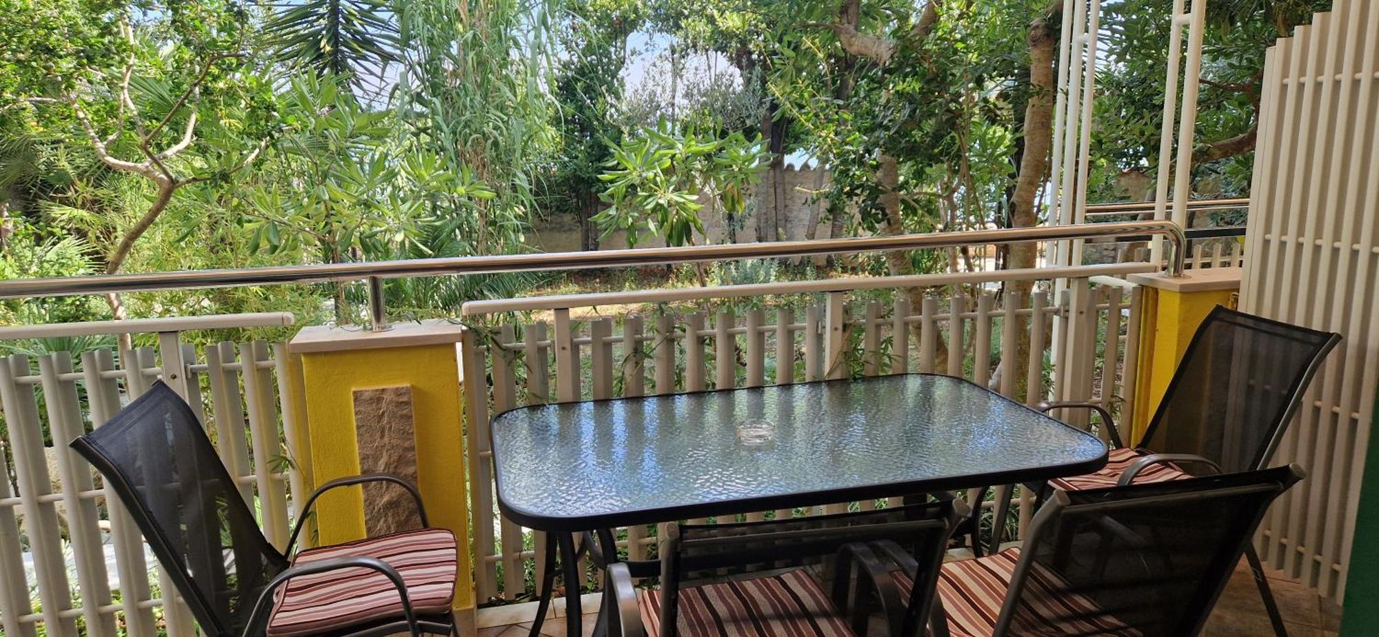 Apartments Villa Eden Preko Ngoại thất bức ảnh