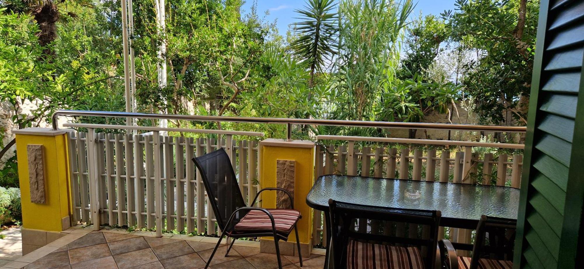 Apartments Villa Eden Preko Ngoại thất bức ảnh